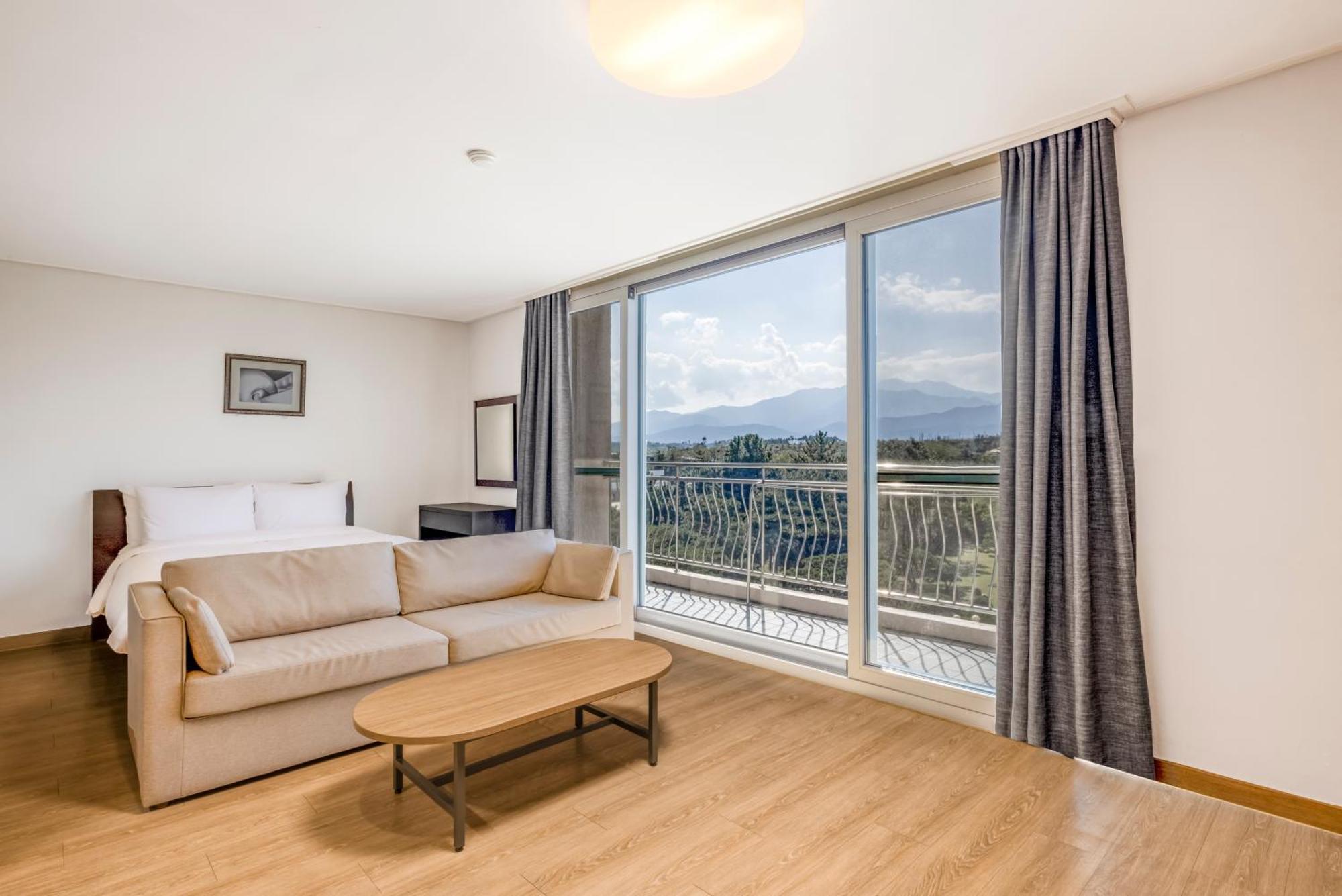 Kensington Resort Seorak Beach Sokcho Zewnętrze zdjęcie